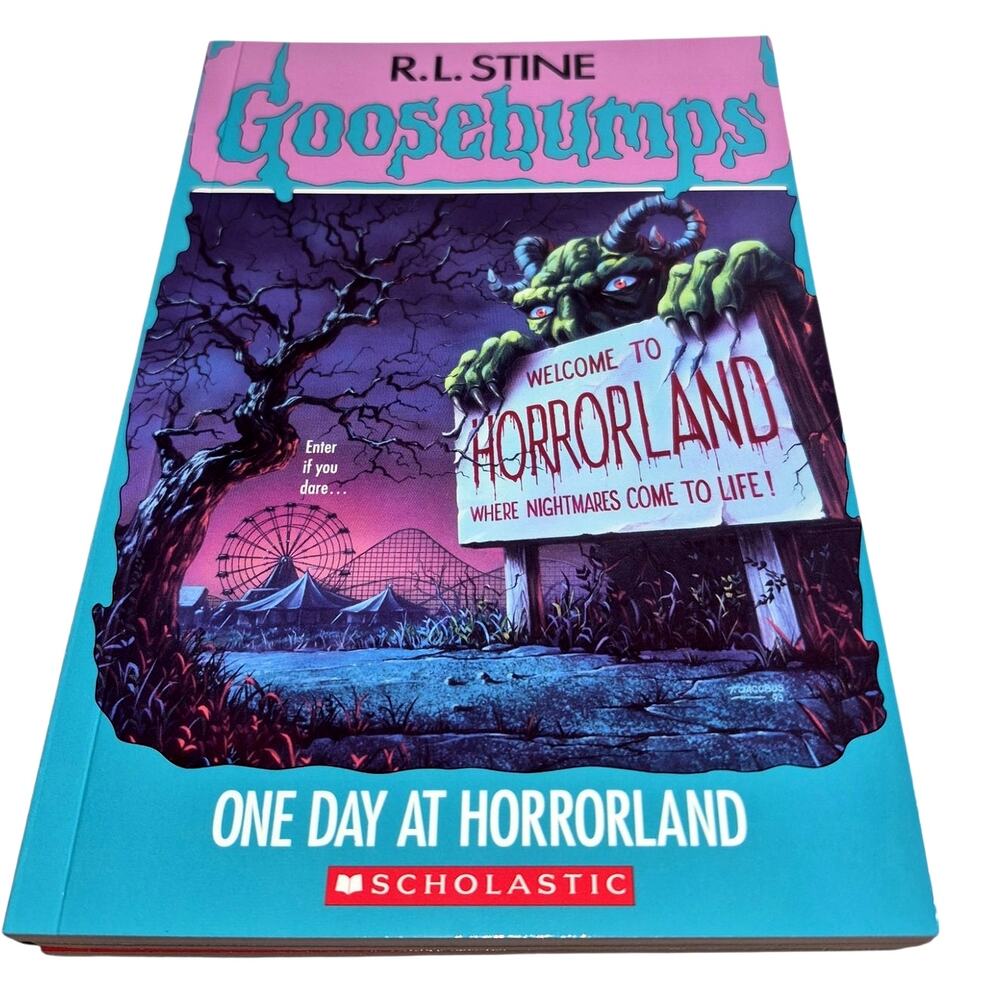 R.L Stine Goosebumps Scholastic Retro Scream Collection Tin 5 Best Selling Books - Picture 5 of 10